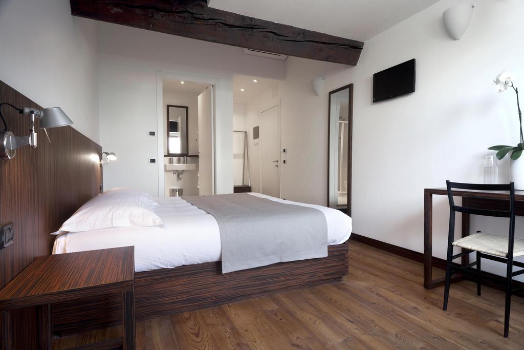 My Bed Hotel Milano Værelse billede