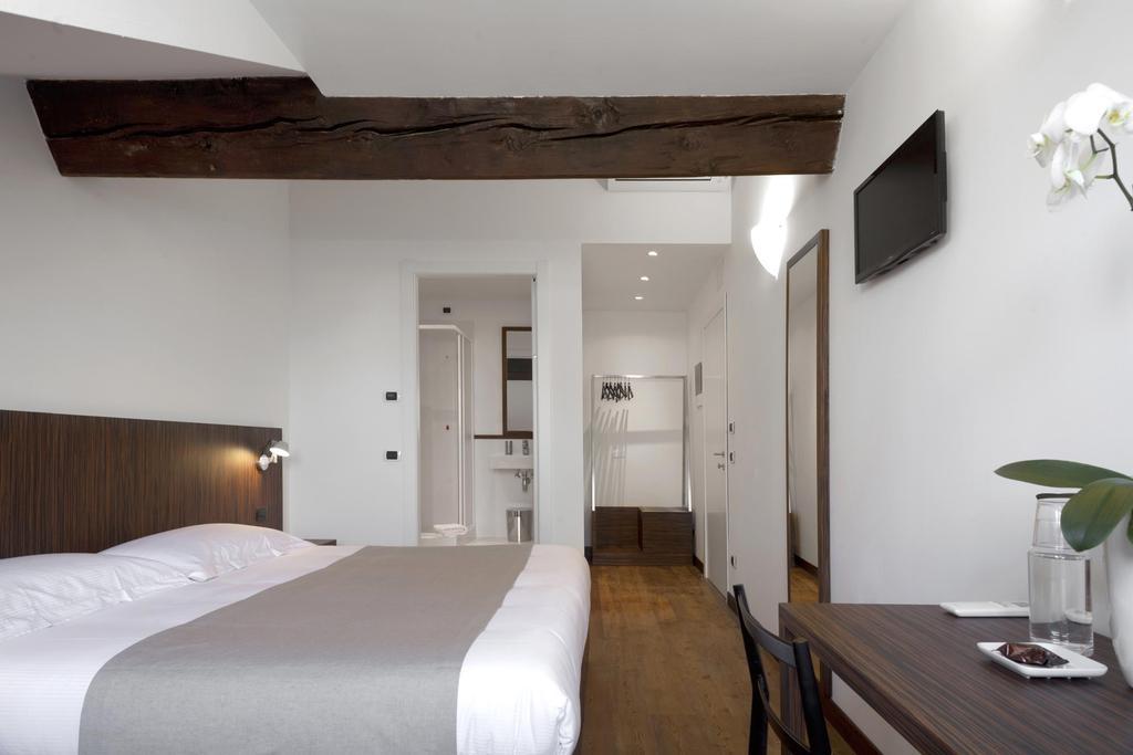 My Bed Hotel Milano Værelse billede